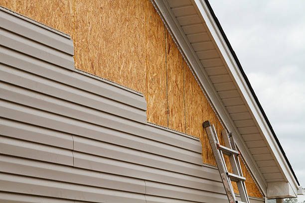 24/7 Emergency Vinyl Siding experts in Belleville, IL